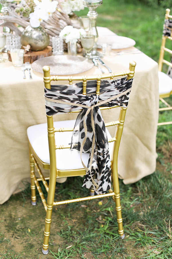 Animal print wedding reception seating arrangement - Safari Styled Shoot Wedding Inspiration Photo by Kay English Photography 